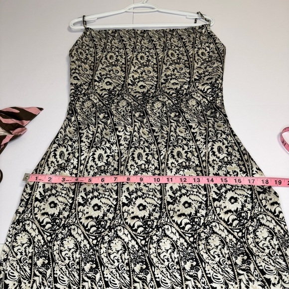 Elliatt Black & White Floral Print Dress | Size S - Picture 10 of 13
